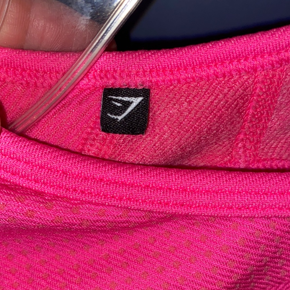 Gymshark Hot Pink XS Crop Top - Picture 3 of 6